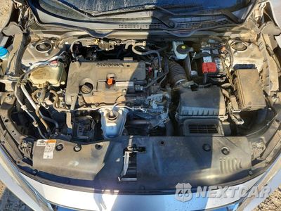 Zdjęcie 11 z 12 samochodu: 2018 HONDA CIVIC LX VIN:2HGFC2F50JH562415 - miniatura