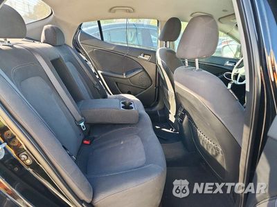 Zdjęcie 10 z 12 samochodu: 2011 KIA OPTIMA HYBRID BASE VIN:KNAGM4AD4B5000551 - miniatura