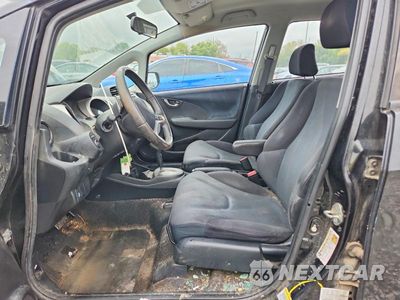 Zdjęcie 7 z 13 samochodu: 2009 HONDA FIT SPORT VIN:JHMGE88689S003865 - miniatura