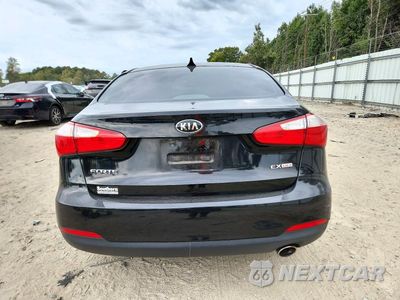 Zdjęcie 6 z 12 samochodu: 2014 KIA FORTE EX VIN:KNAFX4A86E5200955 - miniatura