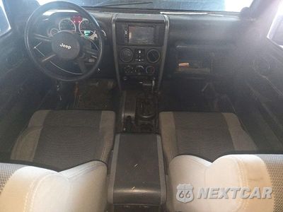 Zdjęcie 8 z 12 samochodu: 2007 JEEP WRANGLER X VIN:1J4GB39177L138711 - miniatura