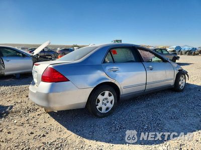 Trzecie zdjęcie samochodu z tyłu: 2007 HONDA ACCORD LX VIN:1HGCM564X7A100010 - miniatura