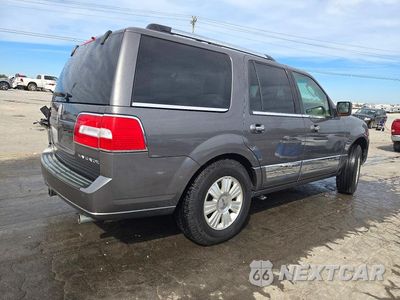 Trzecie zdjęcie samochodu z tyłu: 2012 LINCOLN NAVIGATOR VIN:5LMJJ2H5XCEL00383 - miniatura