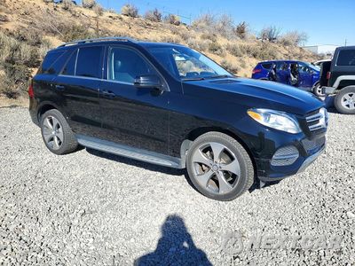 Czwarte zdjęcie samochodu z boku: 2016 MERCEDES-BENZ GLE 300D 4MATIC VIN:4JGDA0EB5GA651732 - miniatura