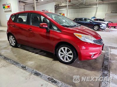 Czwarte zdjęcie samochodu z boku: 2014 NISSAN VERSA NOTE SV VIN:3N1CE2CP5EL391632 - miniatura