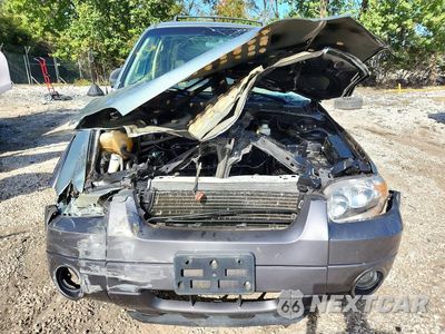 Piąte zdjęcie samochodu w środku: 2006 FORD ESCAPE XLT VIN:1FMYU93116KD04706 - miniatura