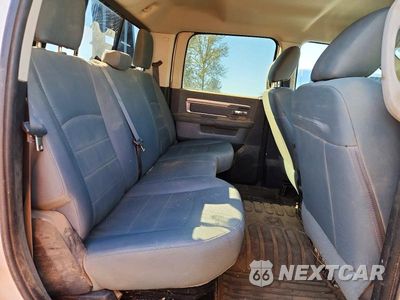 Zdjęcie 10 z 12 samochodu: 2016 RAM 3500 SLT VIN:3C63R3HL1GG277126 - miniatura