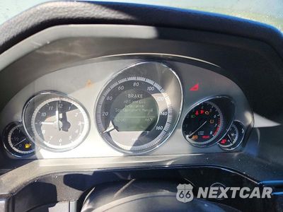 Zdjęcie 9 z 12 samochodu: 2011 MERCEDES-BENZ E 550 4MATIC VIN:WDDHF9AB7BA298958 - miniatura
