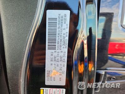 Zdjęcie 13 z 13 samochodu: 2017 JEEP WRANGLER UNLIMITED SPORT VIN:1C4BJWDG2HL574237 - miniatura