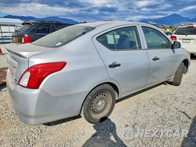 Trzecie zdjęcie samochodu z tyłu: 2015 NISSAN VERSA 1.6 S PLUS VIN:3N1CN7AP7FL872144 - miniatura