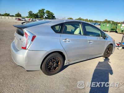 Trzecie zdjęcie samochodu z tyłu: 2012 TOYOTA PRIUS THREE VIN:JTDKN3DU6C5408552 - miniatura