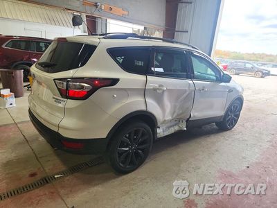 Trzecie zdjęcie samochodu z tyłu: 2017 FORD ESCAPE TITANIUM VIN:1FMCU9JD5HUC46033 - miniatura