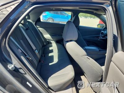 Zdjęcie 10 z 12 samochodu: 2025 HYUNDAI ELANTRA SEL VIN:KMHLS4DG3SU906687 - miniatura