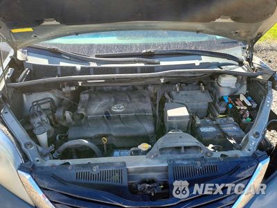 Zdjęcie 12 z 13 samochodu: 2011 TOYOTA SIENNA LE VIN:5TDKK3DC9BS073652 - miniatura