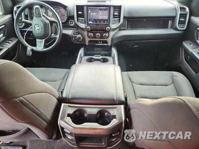 Zdjęcie 8 z 13 samochodu: 2023 RAM 1500 BIG HORN/LONE STAR VIN:1C6SRFFT4PN651946 - miniatura