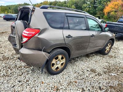 Trzecie zdjęcie samochodu z tyłu: 2011 TOYOTA RAV4 BASE VIN:JTMBF4DV5B5038933 - miniatura