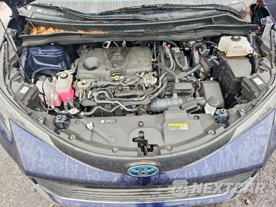 Zdjęcie 12 z 13 samochodu: 2024 TOYOTA SIENNA XLE VIN:5TDYRKEC8RS194469 - miniatura