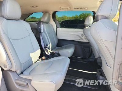 Zdjęcie 11 z 14 samochodu: 2021 TOYOTA SIENNA XLE VIN:5TDYRKEC9MS065018 - miniatura
