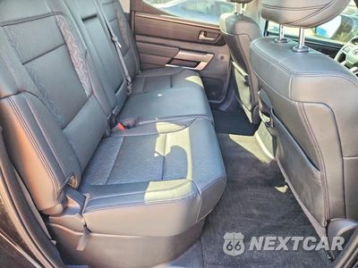 Zdjęcie 10 z 12 samochodu: 2022 TOYOTA TUNDRA SR5 VIN:5TFLA5DBXNX032343 - miniatura