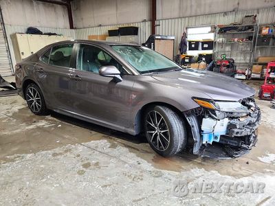 Czwarte zdjęcie samochodu z boku: 2021 TOYOTA CAMRY SE VIN:4T1G11AK9MU443341 - miniatura