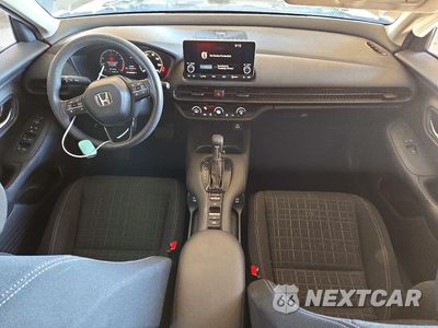 Zdjęcie 8 z 12 samochodu: 2024 HONDA HR-V VIN:3CZRZ2H32RM712053 - miniatura