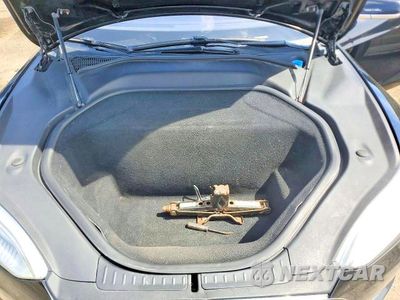 Zdjęcie 11 z 12 samochodu: 2015 TESLA MODEL S VIN:5YJSA1E27FF119731 - miniatura