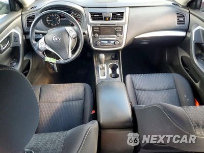 Zdjęcie 8 z 12 samochodu: 2016 NISSAN ALTIMA 2.5 SV VIN:1N4AL3AP4GC195625 - miniatura