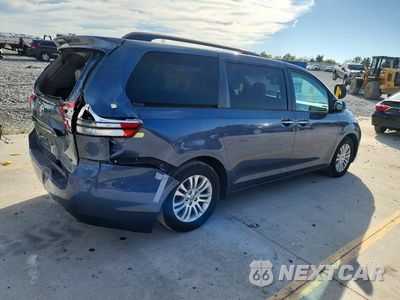 Trzecie zdjęcie samochodu z tyłu: 2016 TOYOTA SIENNA VIN:5TDYK3DC4GS700226 - miniatura