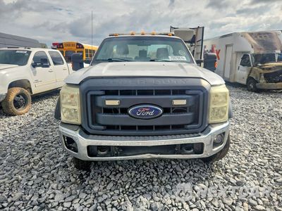 Piąte zdjęcie samochodu w środku: 2016 FORD F550 SUPER DUTY VIN:1FDUF5GT7GED30238 - miniatura