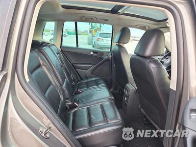 Zdjęcie 11 z 13 samochodu: 2011 VOLKSWAGEN TIGUAN S VIN:WVGBV7AX3BW506349 - miniatura