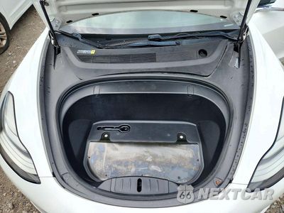Zdjęcie 11 z 13 samochodu: 2018 TESLA MODEL 3 VIN:5YJ3E1EB9JF054625 - miniatura