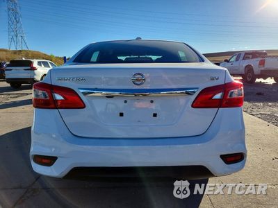 Zdjęcie 6 z 12 samochodu: 2017 NISSAN SENTRA SV VIN:3N1AB7AP3HY354781 - miniatura