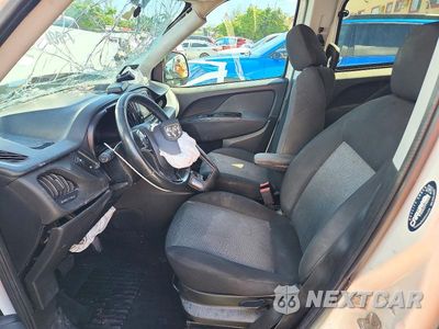 Zdjęcie 7 z 13 samochodu: 2017 RAM PROMASTER CITY SLT VIN:ZFBERFBB7H6E07308 - miniatura
