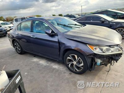 Czwarte zdjęcie samochodu z boku: 2017 HONDA ACCORD LX VIN:1HGCR2F34HA093497 - miniatura