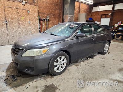 2010 TOYOTA CAMRY LE 4T4BF3EK1AR007280 - główne zdjęcie licytacji z USA - miniatura