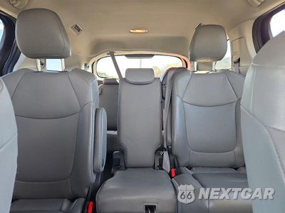 Zdjęcie 10 z 13 samochodu: 2022 TOYOTA SIENNA XLE VIN:5TDYRKEC5NS103393 - miniatura