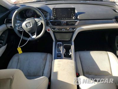 Zdjęcie 8 z 12 samochodu: 2019 HONDA ACCORD HYBRID VIN:1HGCV3F11KA003522 - miniatura