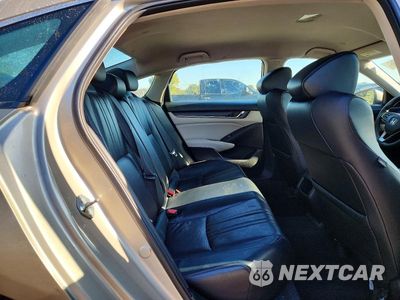 Zdjęcie 10 z 12 samochodu: 2018 HONDA ACCORD LX VIN:1HGCV1F15JA250576 - miniatura
