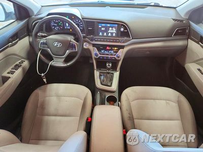 Zdjęcie 8 z 12 samochodu: 2017 HYUNDAI ELANTRA ECO VIN:5NPD94LA7HH105538 - miniatura