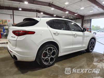 Trzecie zdjęcie samochodu z tyłu: 2022 ALFA ROMEO STELVIO TI VIN:ZASPAKBN4N7D28401 - miniatura