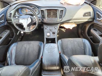 Zdjęcie 8 z 12 samochodu: 2015 CHRYSLER 200 S VIN:1C3CCCBB6FN647166 - miniatura