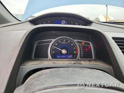 Zdjęcie 9 z 12 samochodu: 2008 HONDA CIVIC LX VIN:2HGFG12628H564237 - miniatura