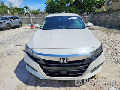 Piąte zdjęcie samochodu w środku: 2018 HONDA ACCORD LX VIN:1HGCV1F15JA152759 - miniatura