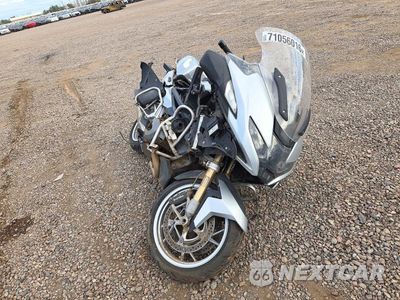 Drugie zdjęcie samochodu z przodu: 2022 BMW R 1250 RT VIN:WB10L0309N6F57299 - miniatura