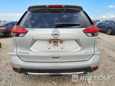 Zdjęcie 6 z 13 samochodu: 2018 NISSAN ROGUE SV VIN:JN8AT2MV8JW344112 - miniatura