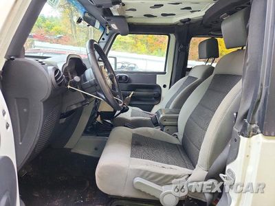 Zdjęcie 7 z 13 samochodu: 2010 JEEP WRANGLER SPORT VIN:1J4AA2D15AL116661 - miniatura