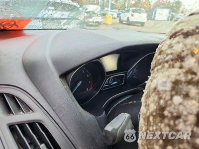 Zdjęcie 9 z 12 samochodu: 2016 FORD FOCUS SE VIN:1FADP3K22GL240100 - miniatura