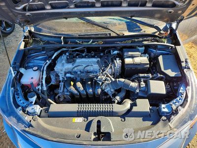 Zdjęcie 11 z 13 samochodu: 2022 TOYOTA COROLLA LE VIN:JTDEPMAE0N3003876 - miniatura