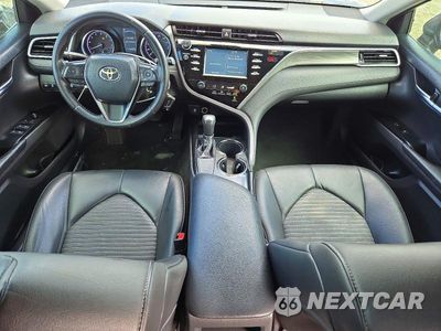 Zdjęcie 8 z 12 samochodu: 2018 TOYOTA CAMRY SE VIN:4T1B11HK0JU601223 - miniatura