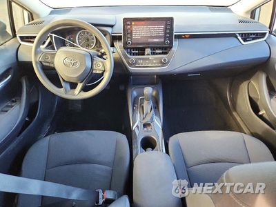 Zdjęcie 8 z 12 samochodu: 2020 TOYOTA COROLLA LE VIN:JTDEPRAEXLJ079627 - miniatura